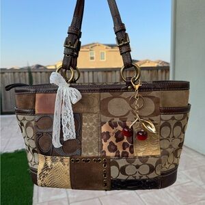 Y2K Vintage COACH Patchwork Shoulder Tote Handbag